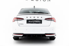 Load image into Gallery viewer, Diffusore Posteriore Skoda Octavia Mk4 Facelift Sportline — montato sulla vettura