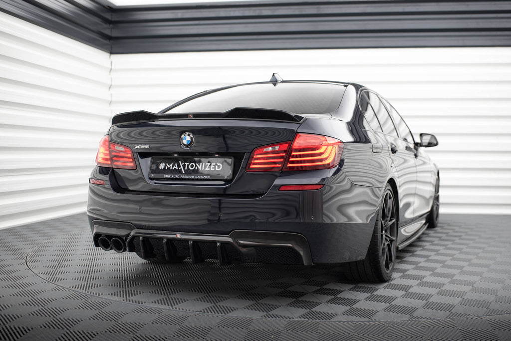 Diffusore Posteriore V.2 BMW Serie 5 F10 M-Pack (doppio terminale su un lato) — dettaglio del profilo