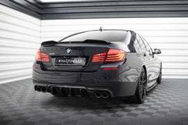 Diffusore Posteriore V.2 Maxton Design compatibile con BMW Serie 5 F10 M-Pack — dettaglio del profilo