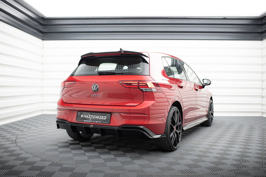 Diffusore Posteriore Volkswagen Golf Mk8 GTE / R-Line — montato sulla vettura