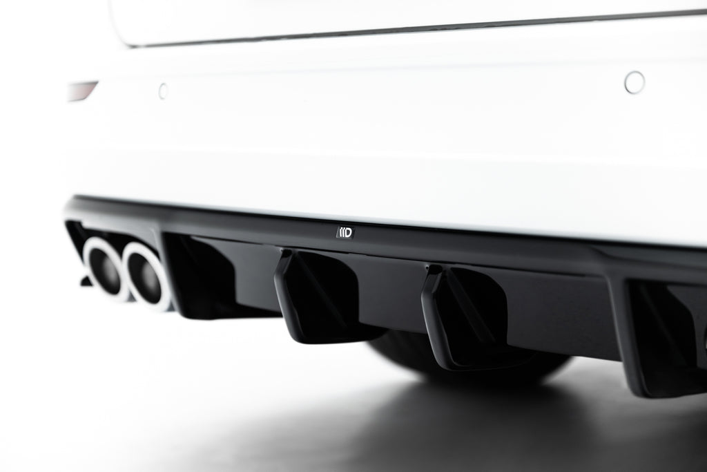 Diffusore Posteriore Volkswagen Golf R Station Wagon Mk8 Facelift — vista laterale
