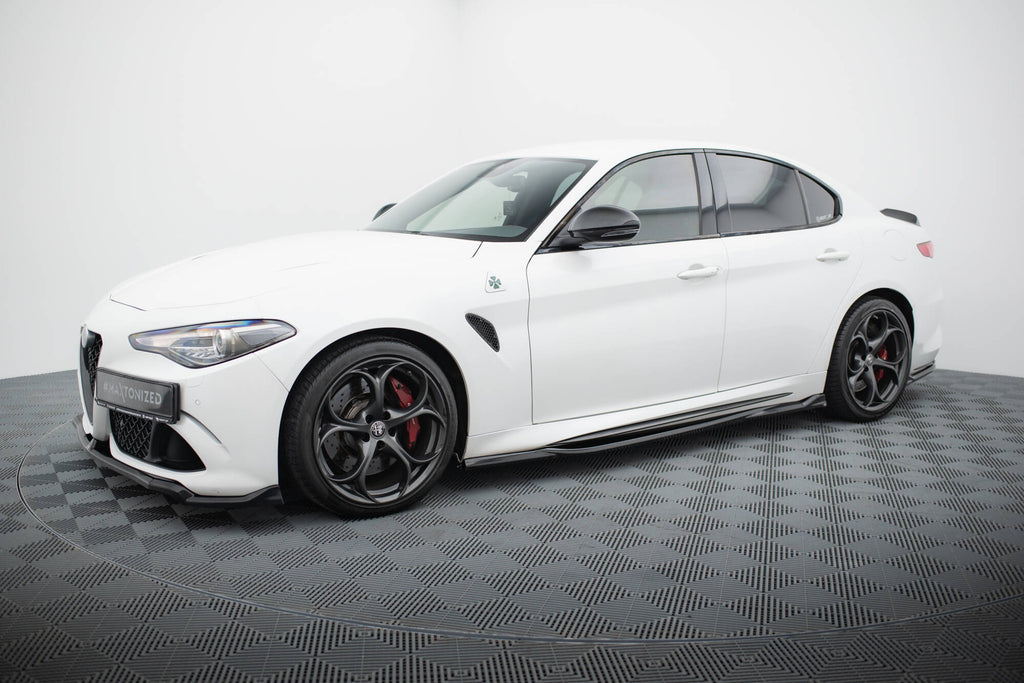 Set di Splitter Alfa Romeo Giulia Quadrifoglio — vista dall'alto