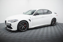 Load image into Gallery viewer, Set di Splitter Alfa Romeo Giulia Quadrifoglio — vista dall'alto