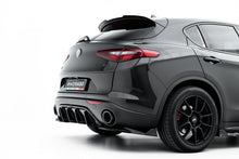 Load image into Gallery viewer, Particolare dei diffusori sotto minigonne su Alfa Romeo Stelvio Mk1