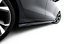 Load image into Gallery viewer, Set di Splitter Audi A3 Berlina 8Y Facelift — vista frontale