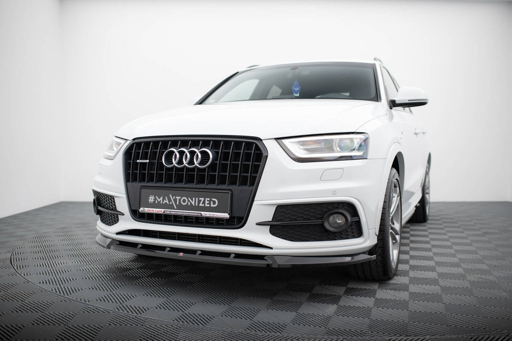 Set di Splitter Audi Q3 8U S-Line — particolare del bordo
