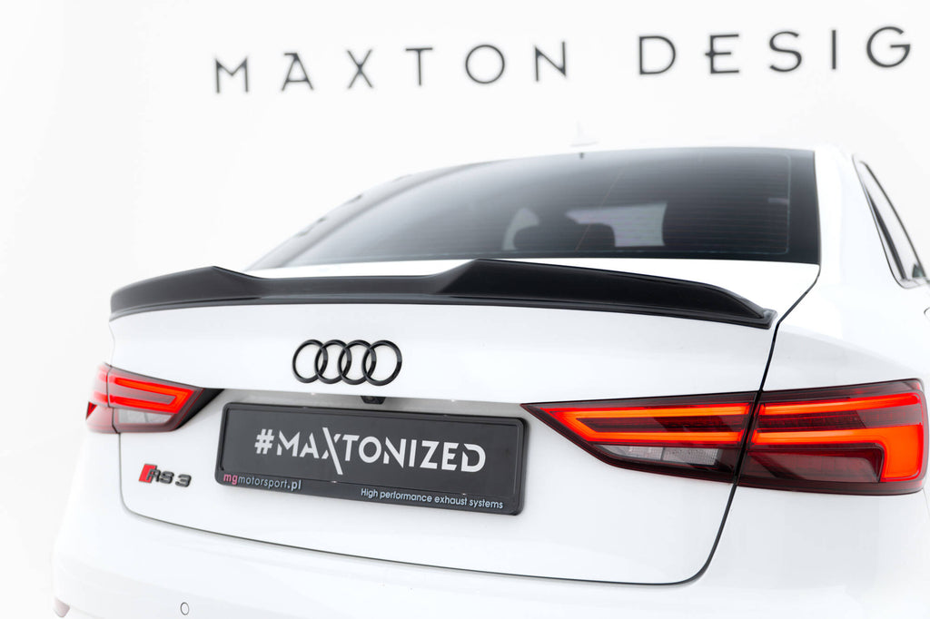 Set di Splitter Audi RS3 Berlina 8V Facelift — vista frontale