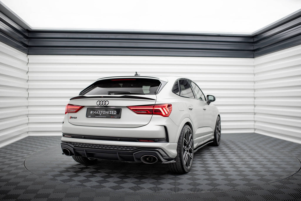 Set di Splitter Audi RSQ3 Sportback F3 — dettaglio del fissaggio