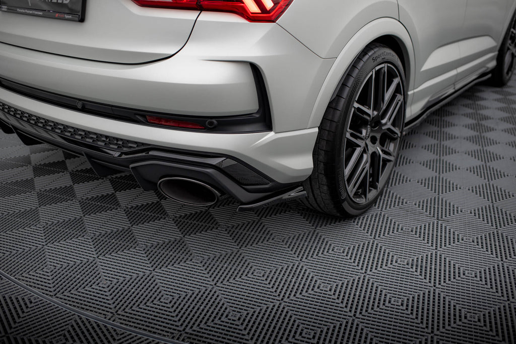 Set di Splitter Audi RSQ3 Sportback F3 — vista angolata