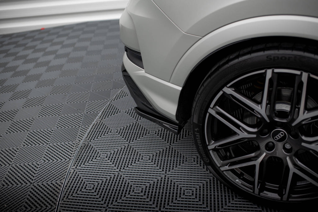 Set di Splitter Audi RSQ3 Sportback F3 — particolare del bordo