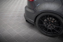 Load image into Gallery viewer, Set di Splitter Audi S3 Sportback 8V Facelift — dettaglio del fissaggio