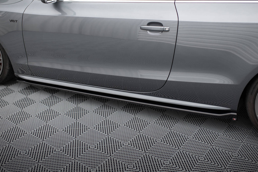 Set di Splitter Audi S5 Coupé 8T Facelift — vista frontale