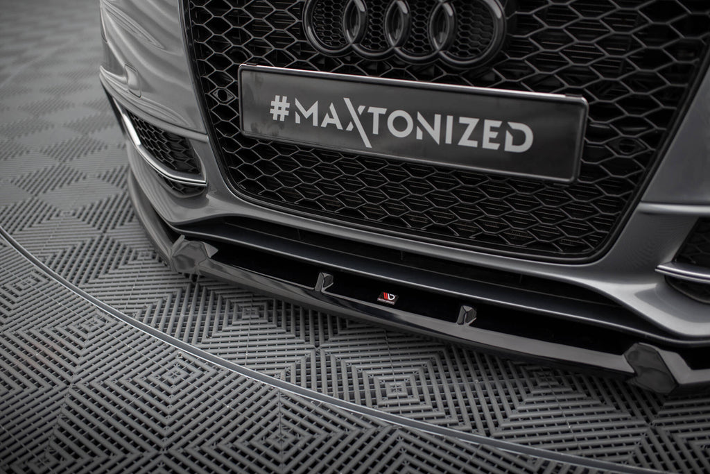 Set di Splitter Audi S5 Coupé 8T Facelift — dettaglio del fissaggio