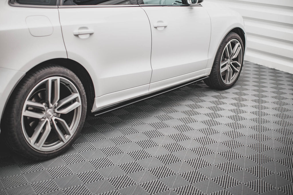 Set di Splitter Audi SQ5 Mk1 — vista angolata