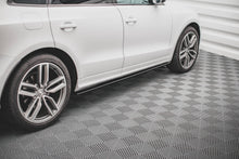 Carica l'immagine nel visualizzatore di Gallery, Set di Splitter Audi SQ5 Mk1 — vista angolata