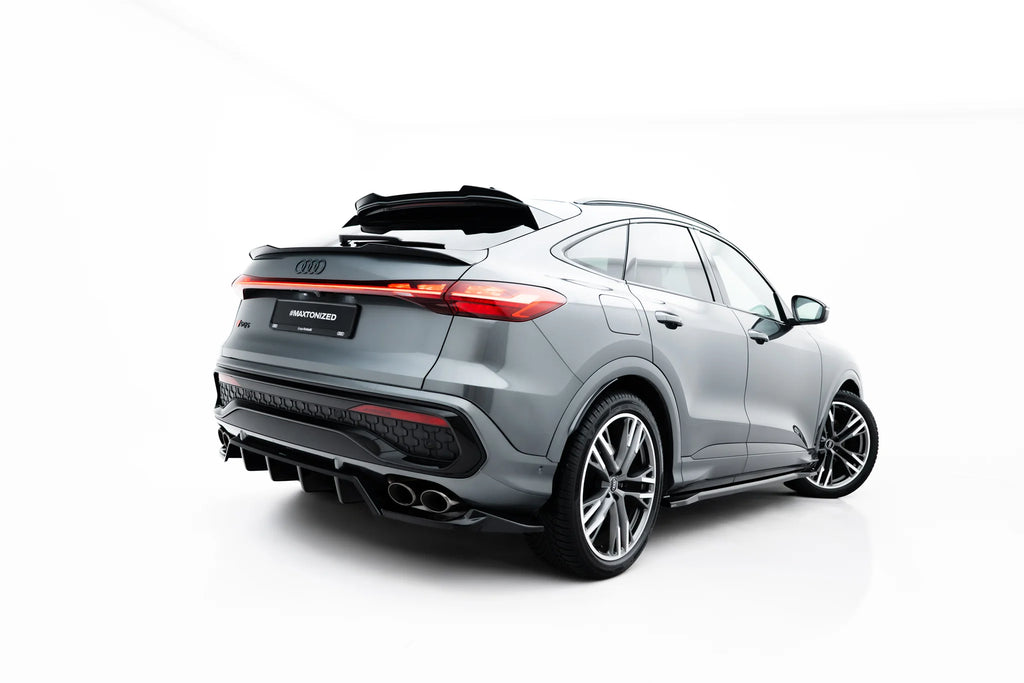 Set di Splitter Audi SQ5 Sportback Mk3 — vista angolata