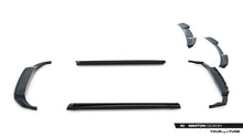 Load image into Gallery viewer, Set di Splitter Audi SQ8 Mk1 Facelift S-Line — dettaglio del fissaggio