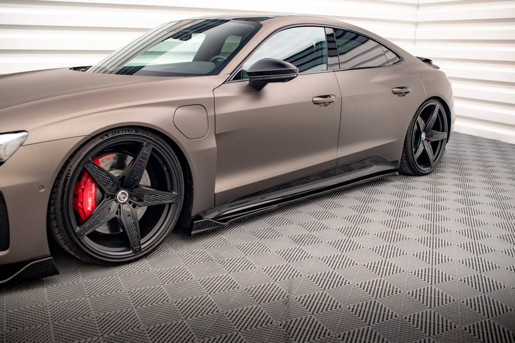 Set di Splitter Audi e-Tron GT / RS GT Mk1 — vista frontale