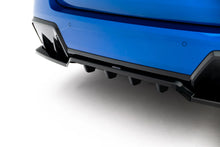 Load image into Gallery viewer, Set di Splitter BMW Serie 2 Gran Coupe F74 M-Pack — particolare della finitura