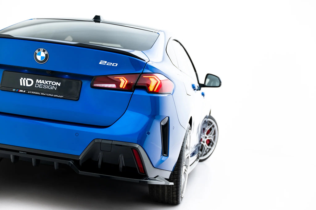 Set di Splitter BMW Serie 2 Gran Coupe F74 M-Pack — vista posteriore