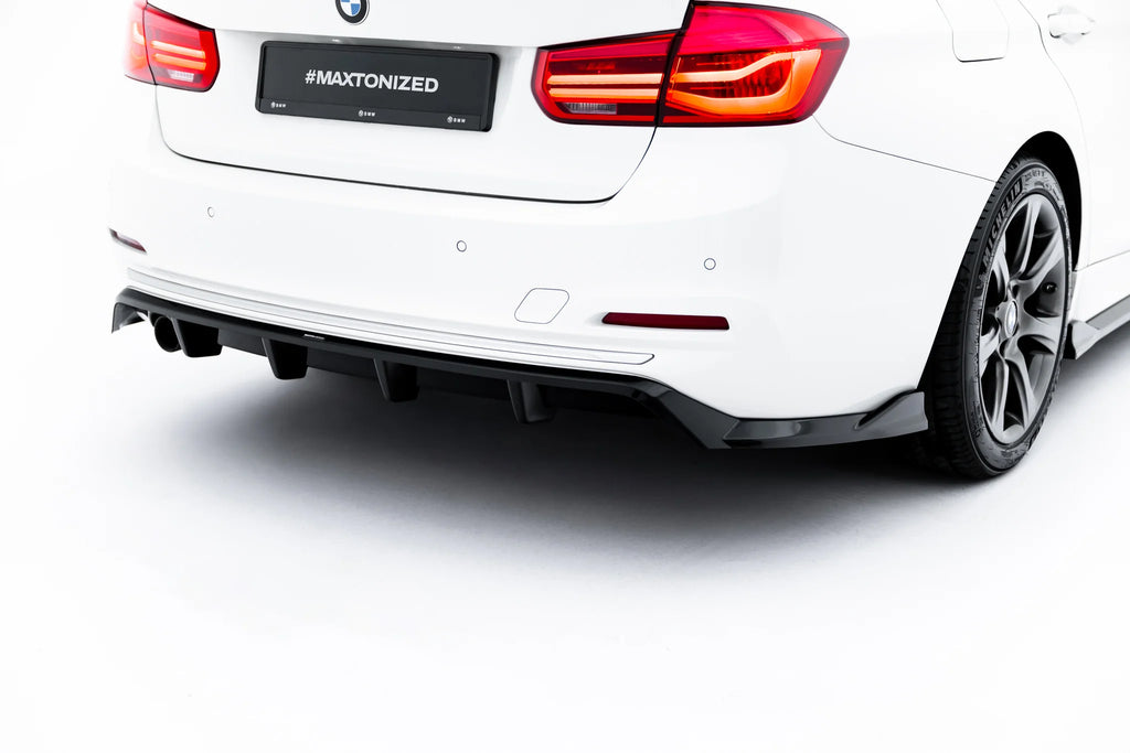 Set di Splitter BMW Serie 3 Berlina F30 Sportline — dettaglio del profilo
