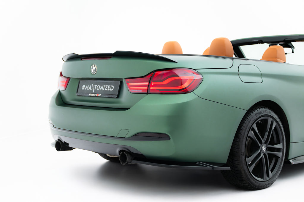 Set di Splitter BMW Serie 4 Cabrio F33 — particolare della finitura