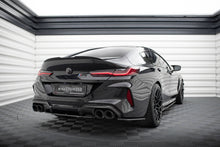 Load image into Gallery viewer, Set di Splitter BMW Serie M8 F93 — dettaglio del fissaggio