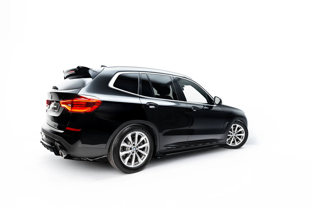 Set di Splitter V.2 BMW X3 G01 — dettaglio del fissaggio
