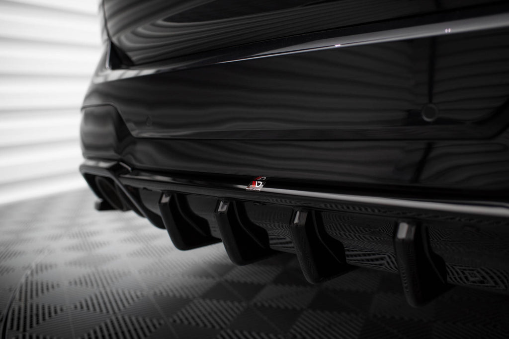 Set di Splitter BMW X3 M F97 Facelift — montato sulla vettura