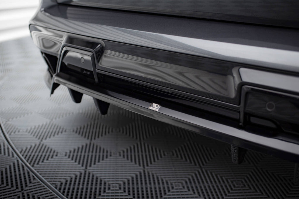 Set di Splitter BMW X5 M F95 Facelift — dettaglio del fissaggio