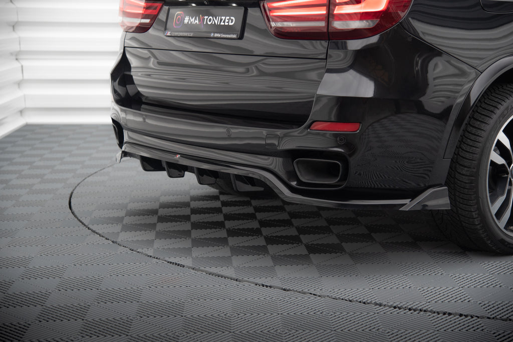 Set di Splitter BMW X5 F15 M-Pack — dettaglio della superficie