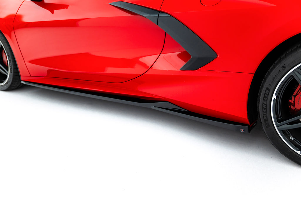 Set di Splitter Chevrolet Corvette C8 — montato sulla vettura
