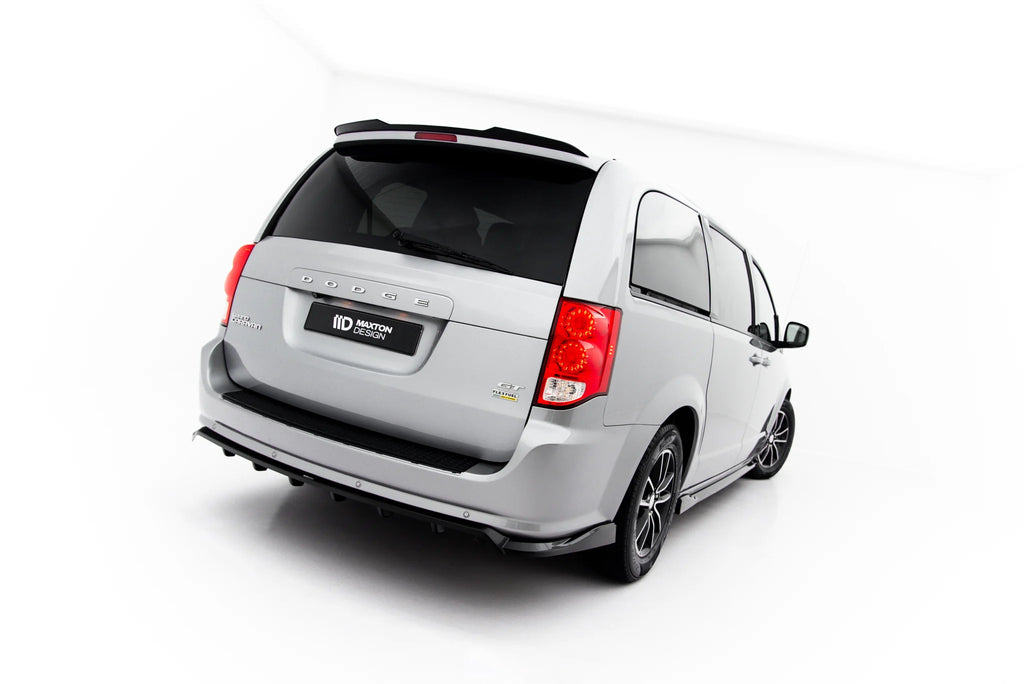 Set di Splitter Dodge Grand Caravan Mk5 Facelift — dettaglio della superficie