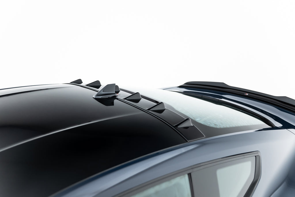 Set di Splitter Ford Mustang Mk7 Dark Horse — particolare del bordo