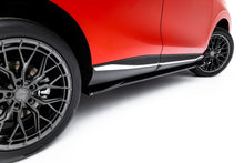 Carica l'immagine nel visualizzatore di Gallery, Set di Splitter Forthing T-Five Mk1 — vista frontale