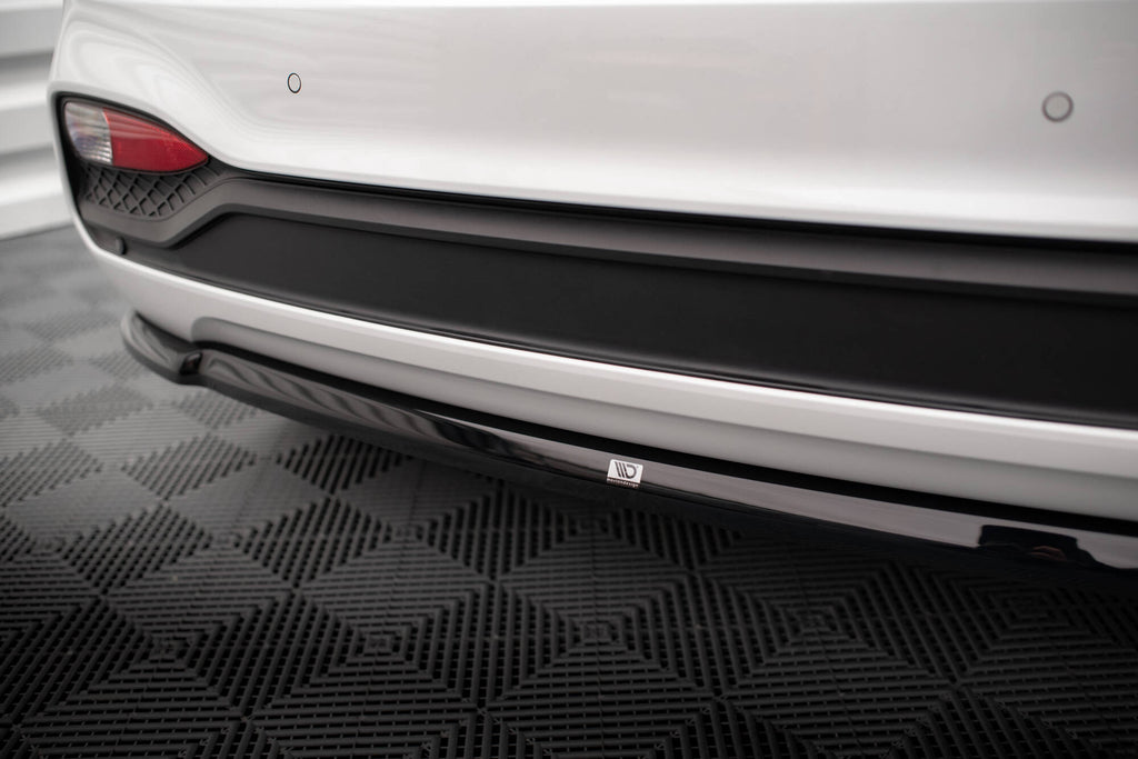 Set di Splitter Hyundai i20 Mk2 Facelift — dettaglio del profilo
