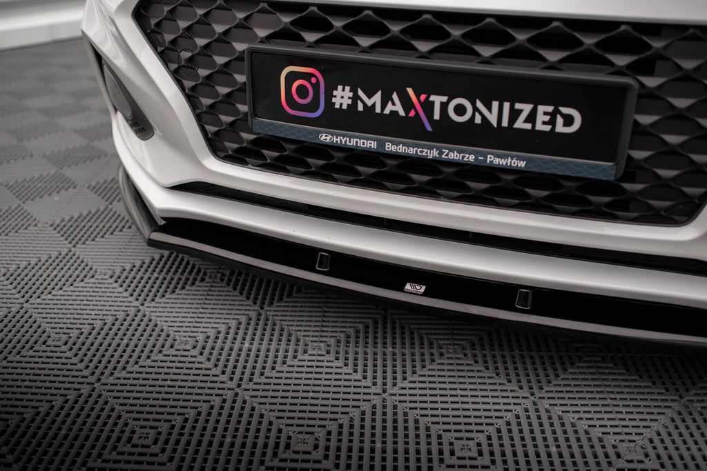 Set di Splitter Hyundai i20 Mk2 Facelift — particolare della finitura
