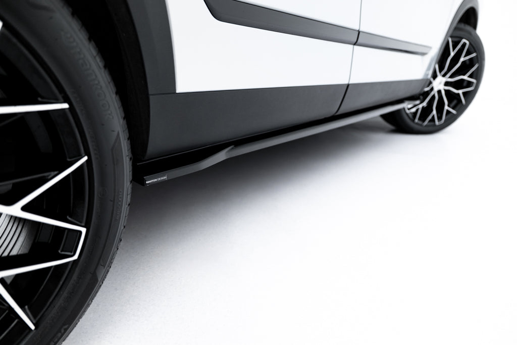 Set di Splitter Jaecoo 7 Mk1 — vista angolata