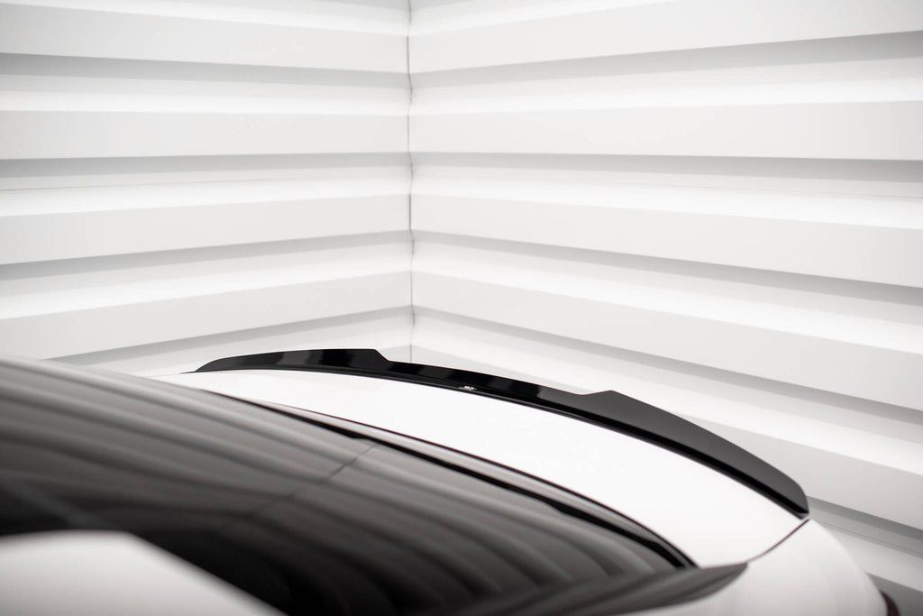 Set di Splitter Kia Optima MK4 Facelift — vista angolata
