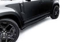Carica l'immagine nel visualizzatore di Gallery, Set di Splitter Land Rover Defender 110 Mk4 — vista frontale
