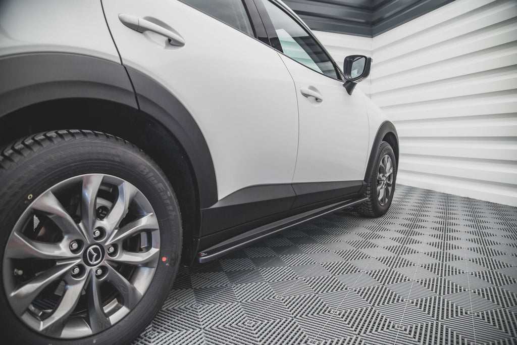 Set di Splitter Mazda CX-3 Mk1 — dettaglio del profilo