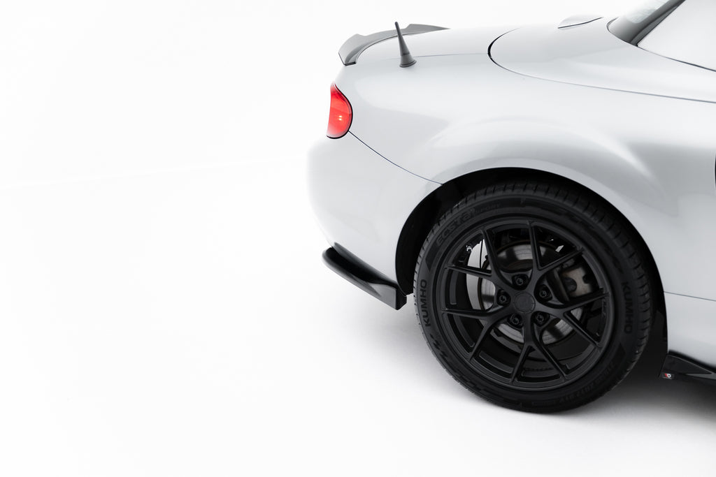 Set di Splitter Mazda MX-5 NC Facelift — vista frontale