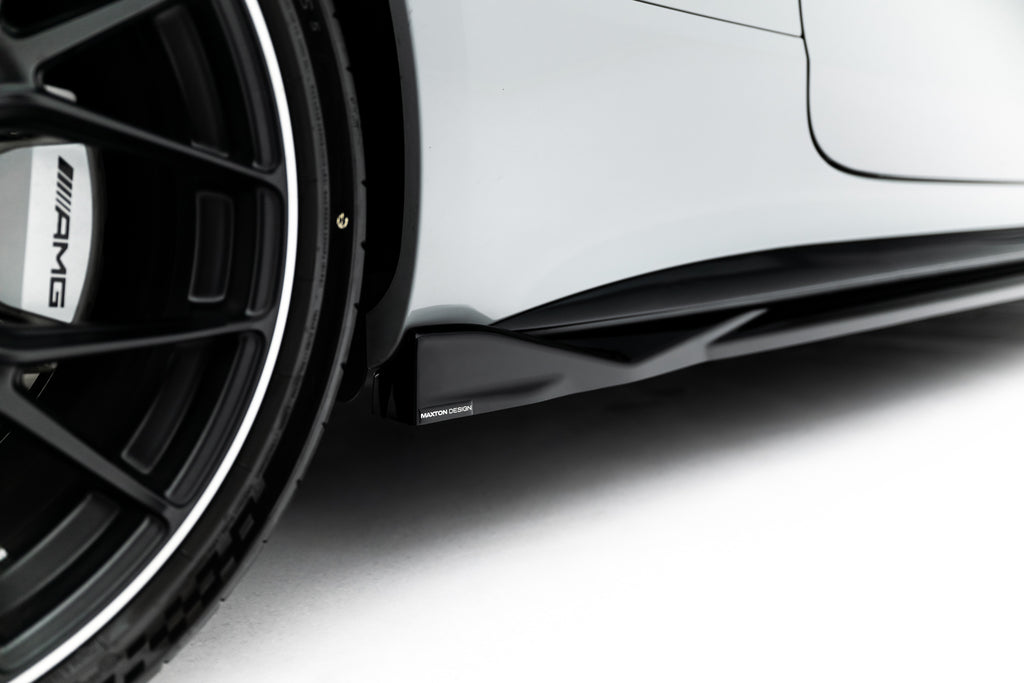 Set di Splitter Mercedes-AMG CLE 53 Aero C236 — vista frontale
