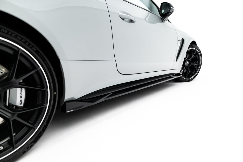 Set di Splitter Mercedes-AMG CLE 53 Aero C236 — particolare del bordo