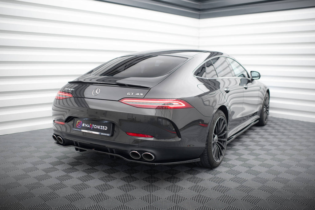 Set di Splitter Mercedes-AMG GT 53 Berlina 4 Porte X290 — particolare della finitura