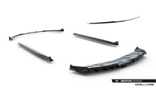 Load image into Gallery viewer, Set di Splitter Mercedes-AMG GT R C190 Facelift — dettaglio della superficie