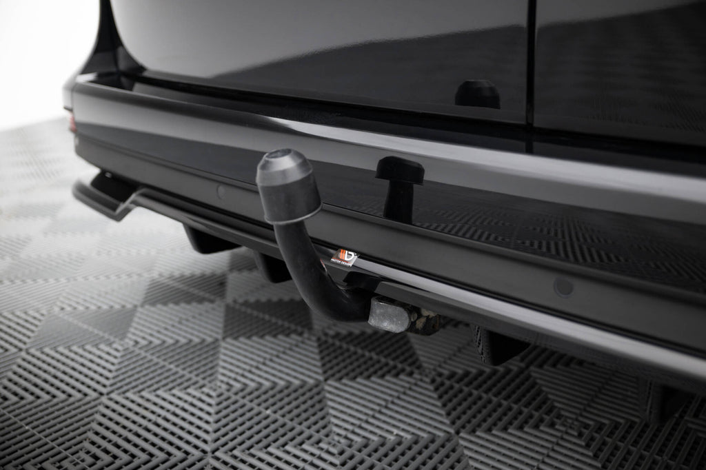 Set di Splitter Mercedes Classe T W420 — vista angolata