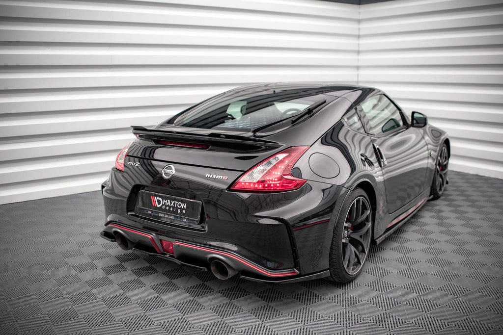 Set di Splitter Nissan 370Z Nismo Facelift — dettaglio del fissaggio