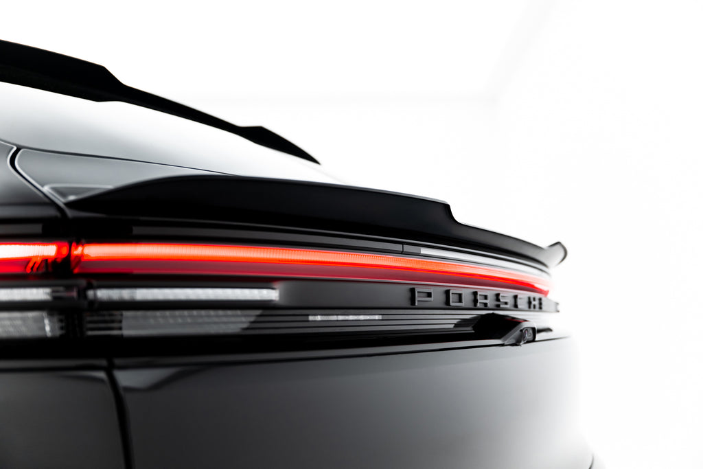 Set di Splitter Porsche Macan EV Mk1 — vista laterale