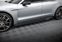 Load image into Gallery viewer, Set di Splitter Porsche Panamera Mk1 Taycan / Taycan 4 / Taycan 4S — vista posteriore